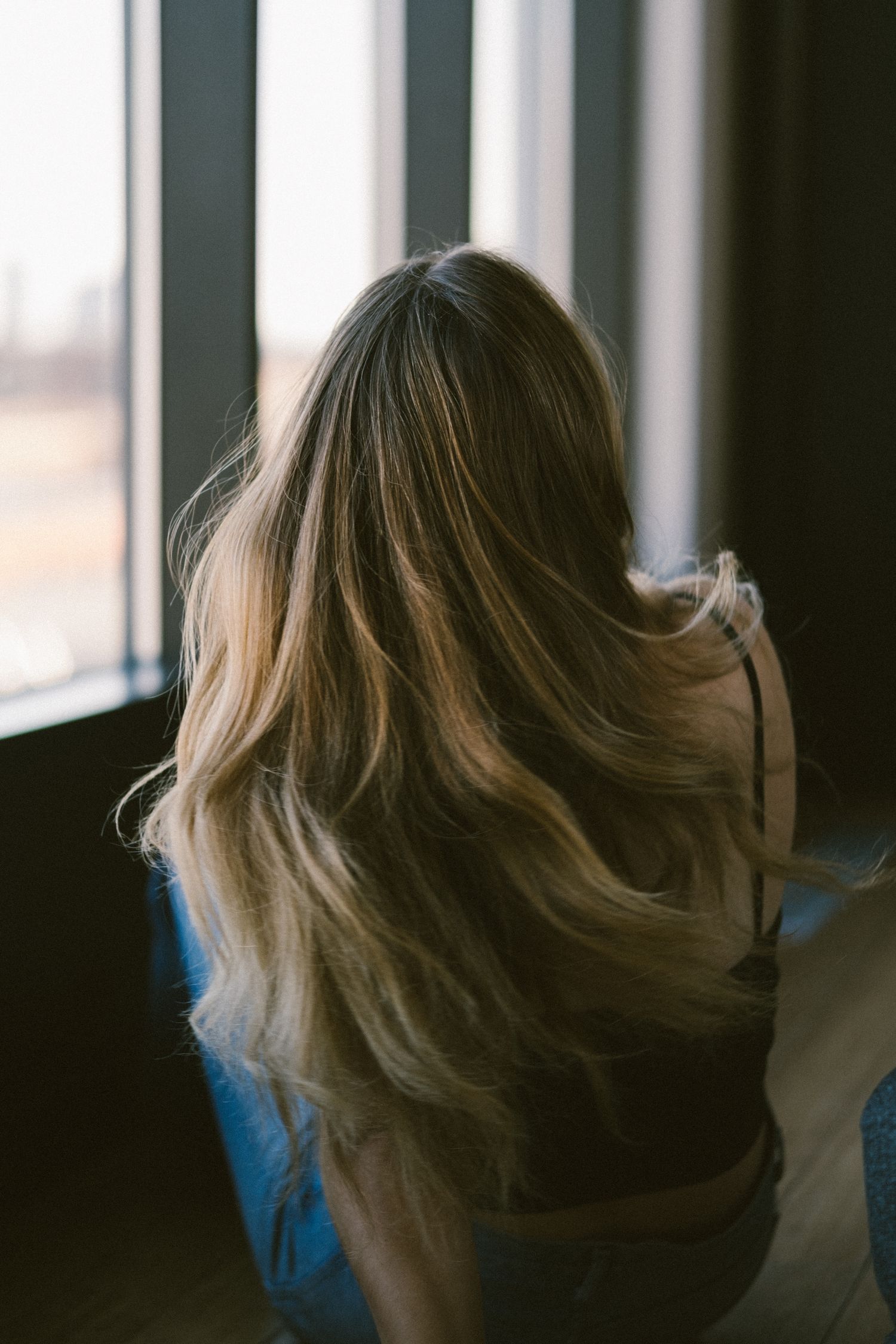 Hand-painted balayage colour